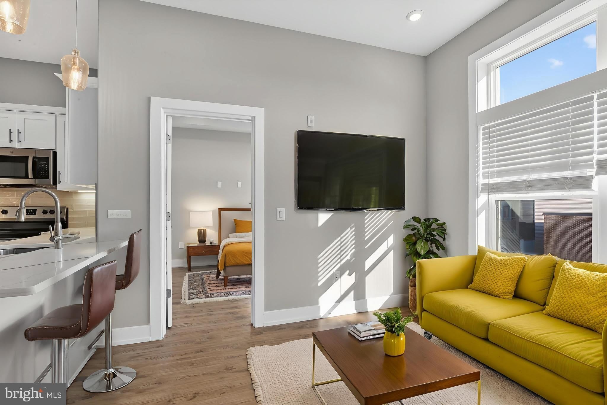 2034 N FRONT Street – photo 1