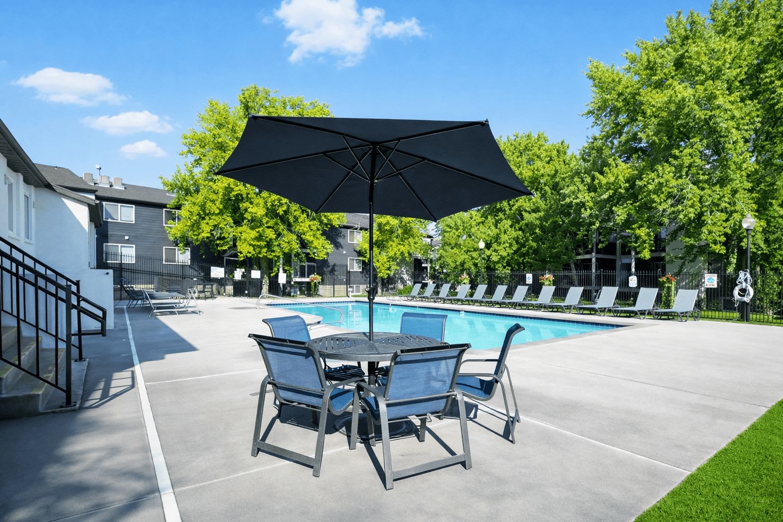 Crossroads Apartments – photo 3