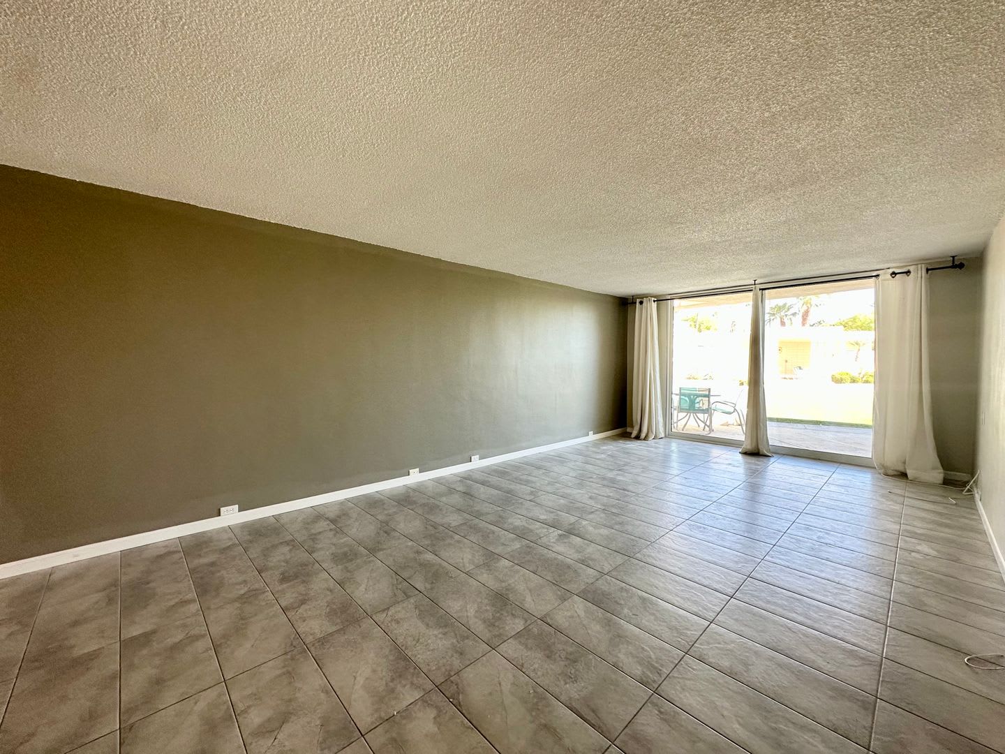 Coming Soon Beautiful 2 Bedroom 2 Bathroom Condo In Palm Springs – photo 4