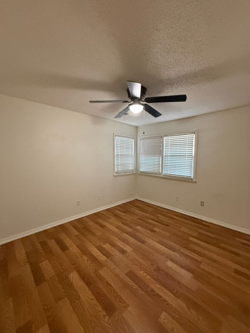 917 N DANVILLE DRIVE – photo 5