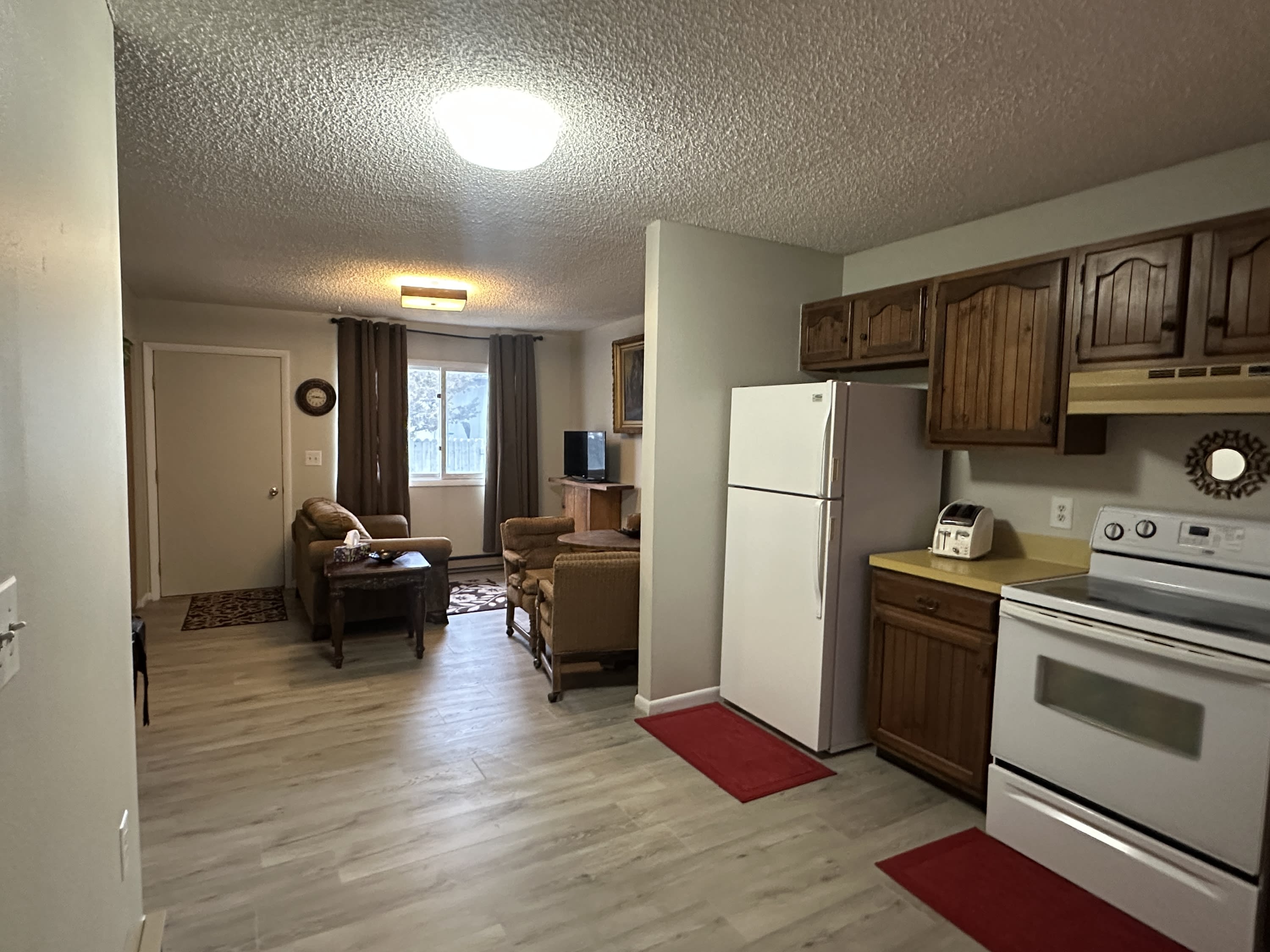 414 1st Apt B – photo 5