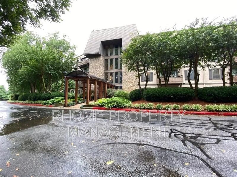 1418 Highland Bluff Drive – photo 1