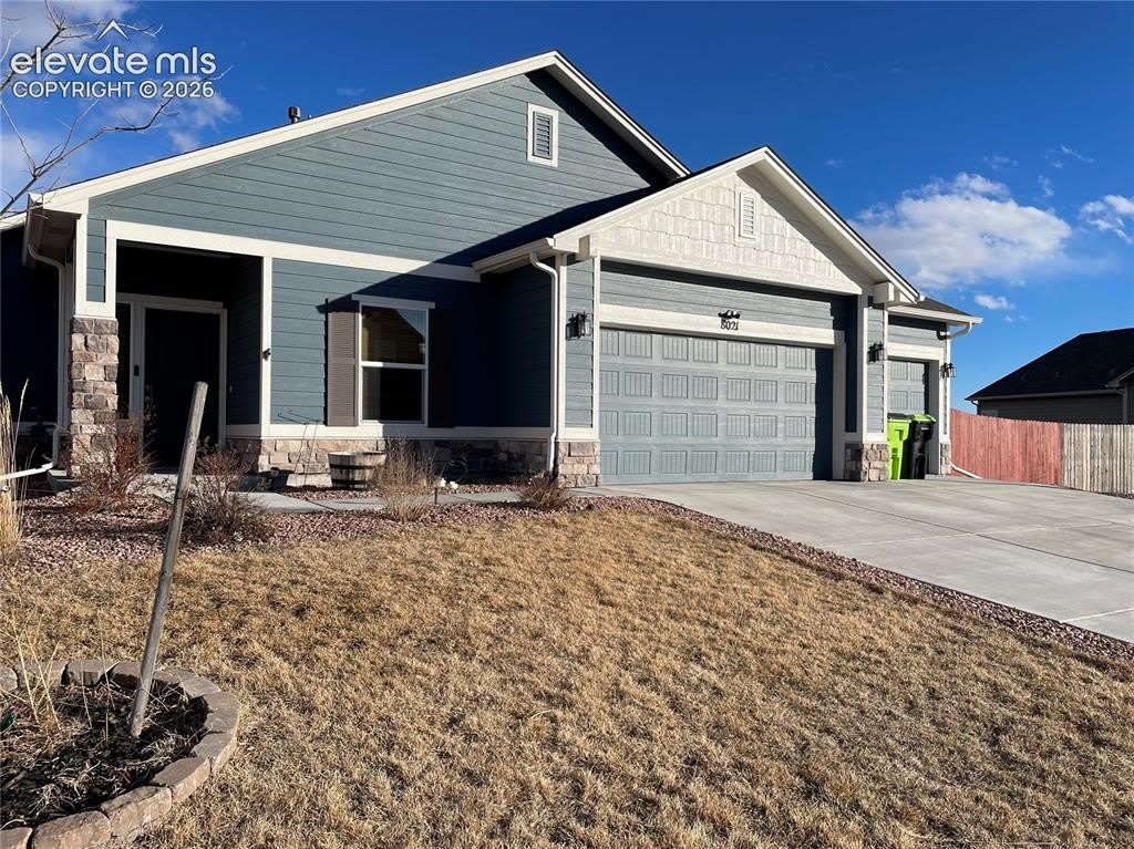 8021 Berwyn Loop – photo 1