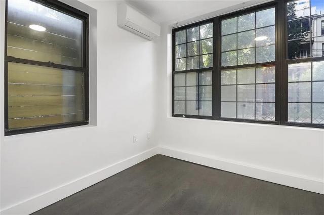 771 Lexington ave – photo 3