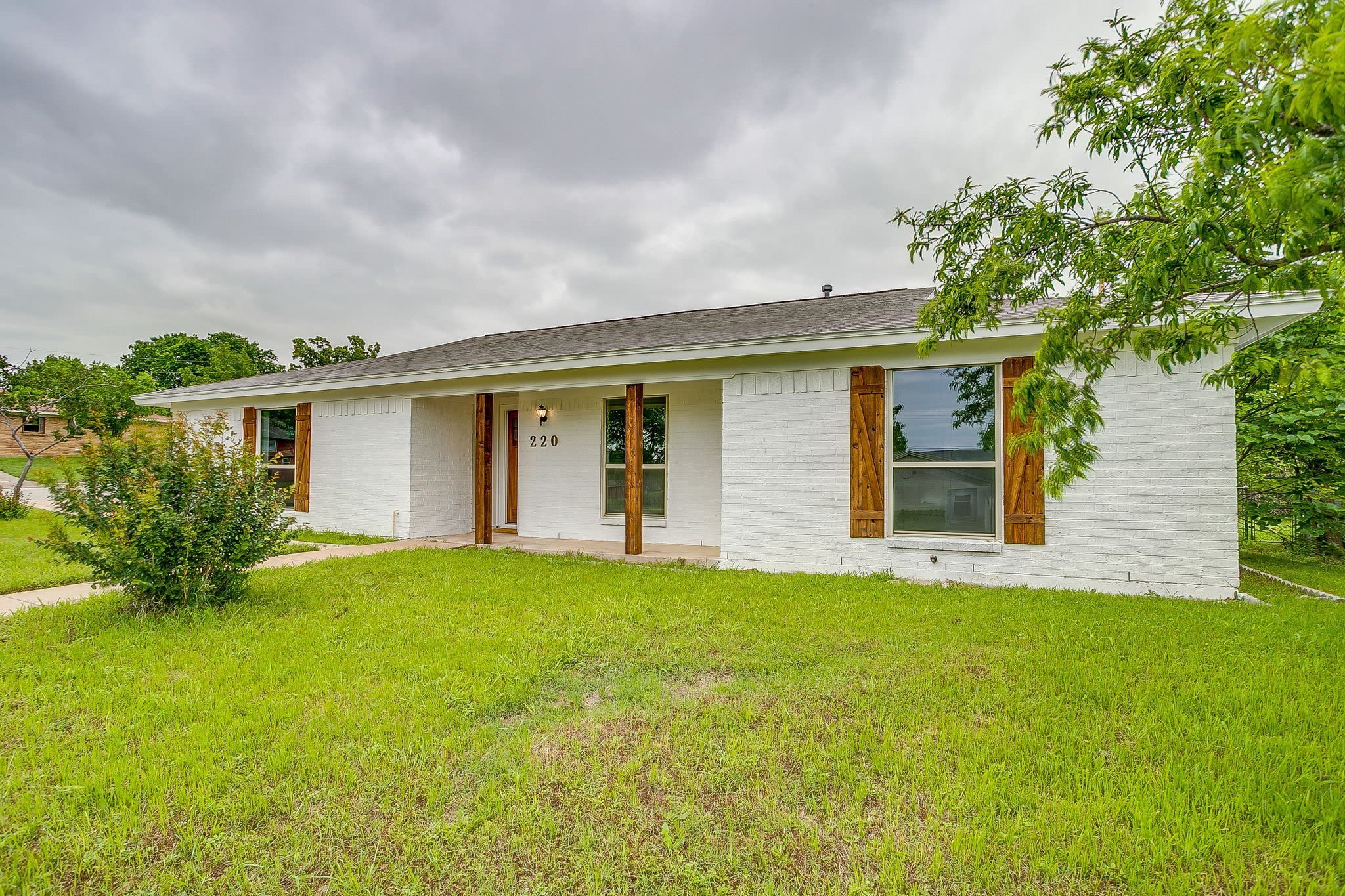 220 Rolling Hills Drive – photo 3
