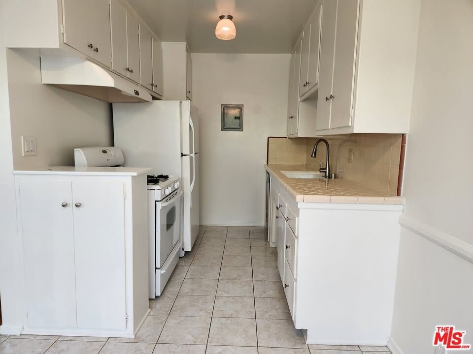 8853 Alcott St – photo 3