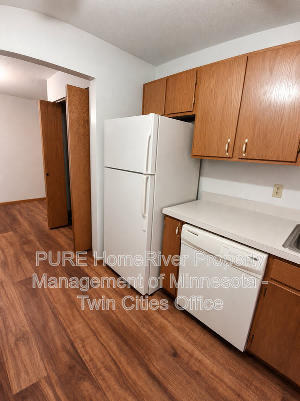 1207 Hewitt Ave – photo 3