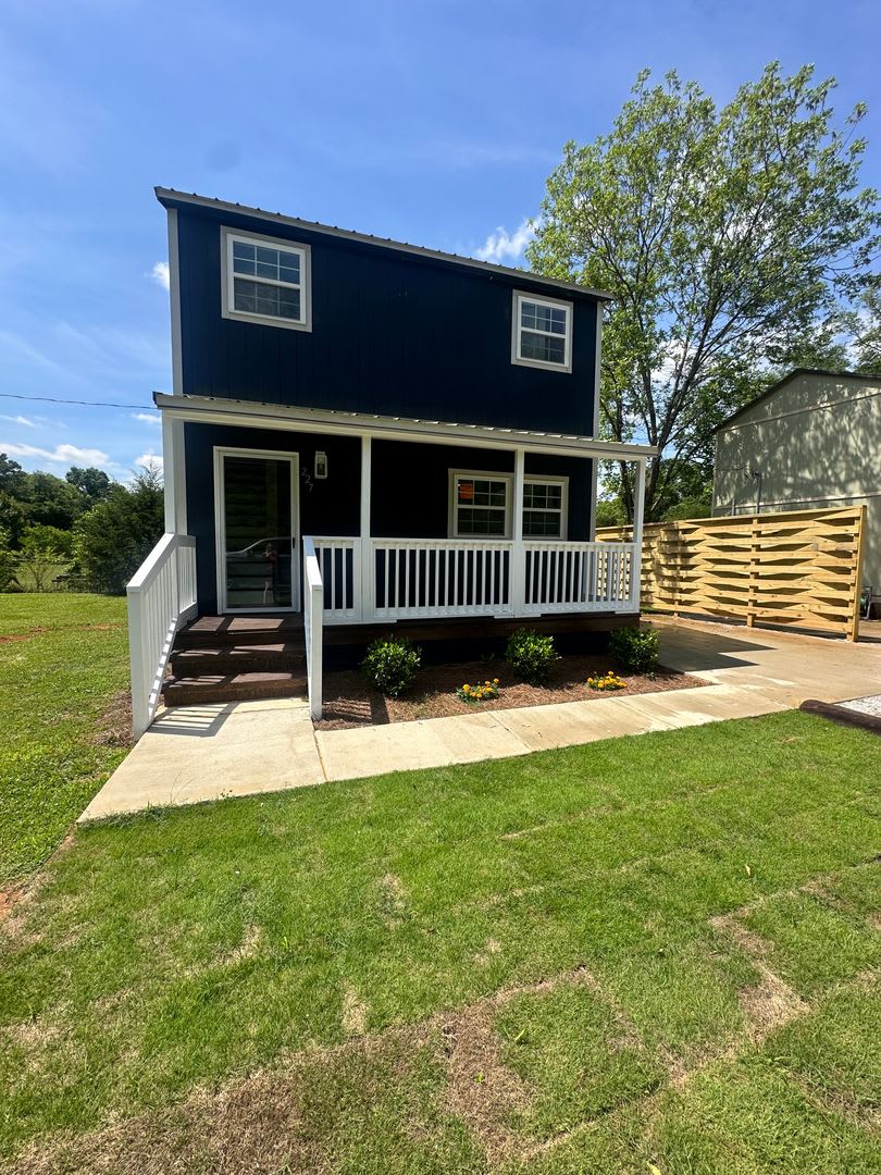 Tiny Home – photo 1