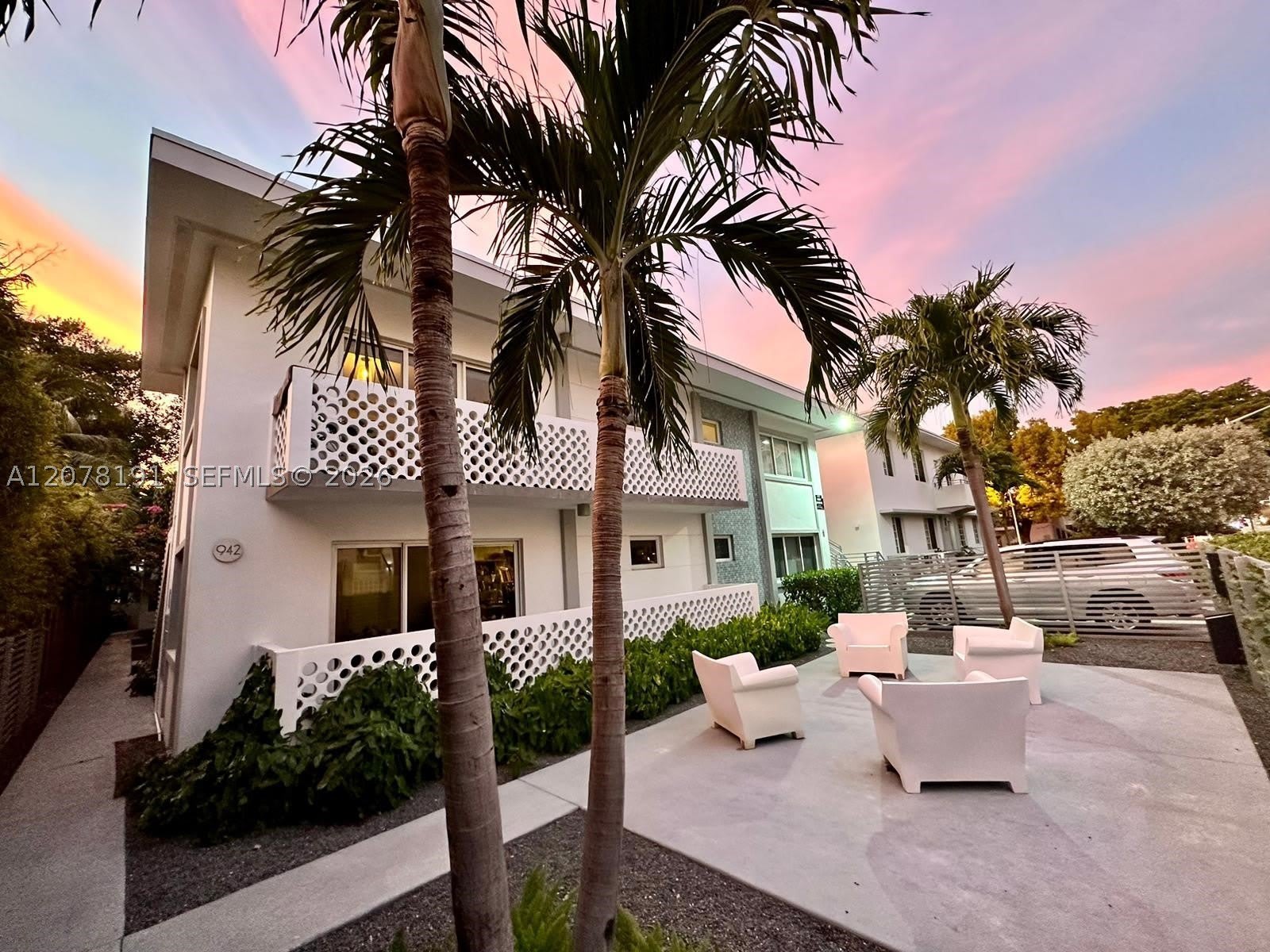 1100 10th St – photo 1