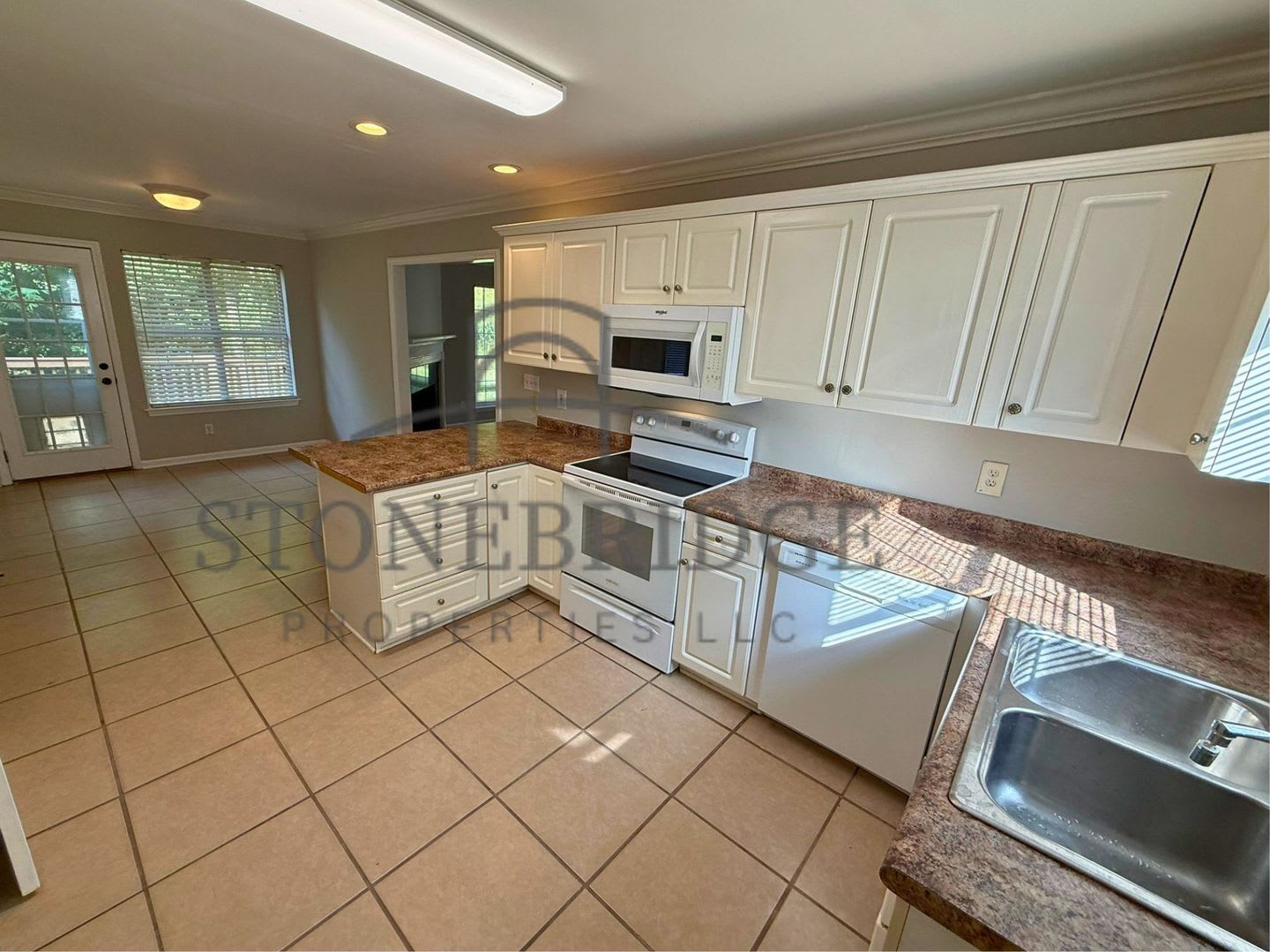 3 bed, 2 bath home in Helena – photo 3