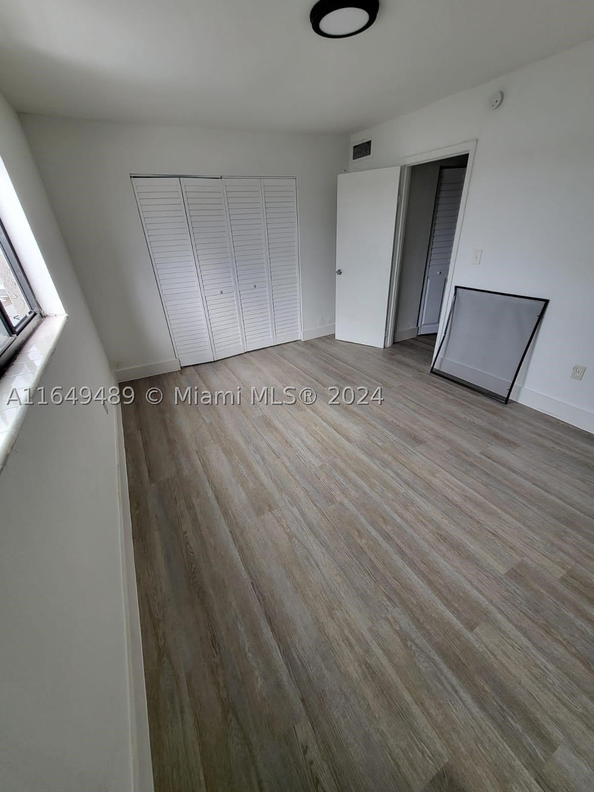 14100 Nw 6Th Ct – photo 5