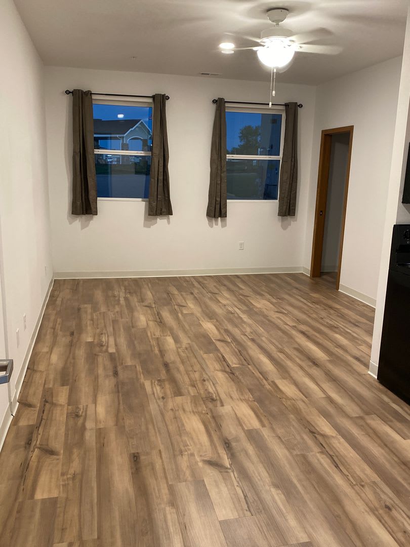 Deer Creek Apartments – photo 5