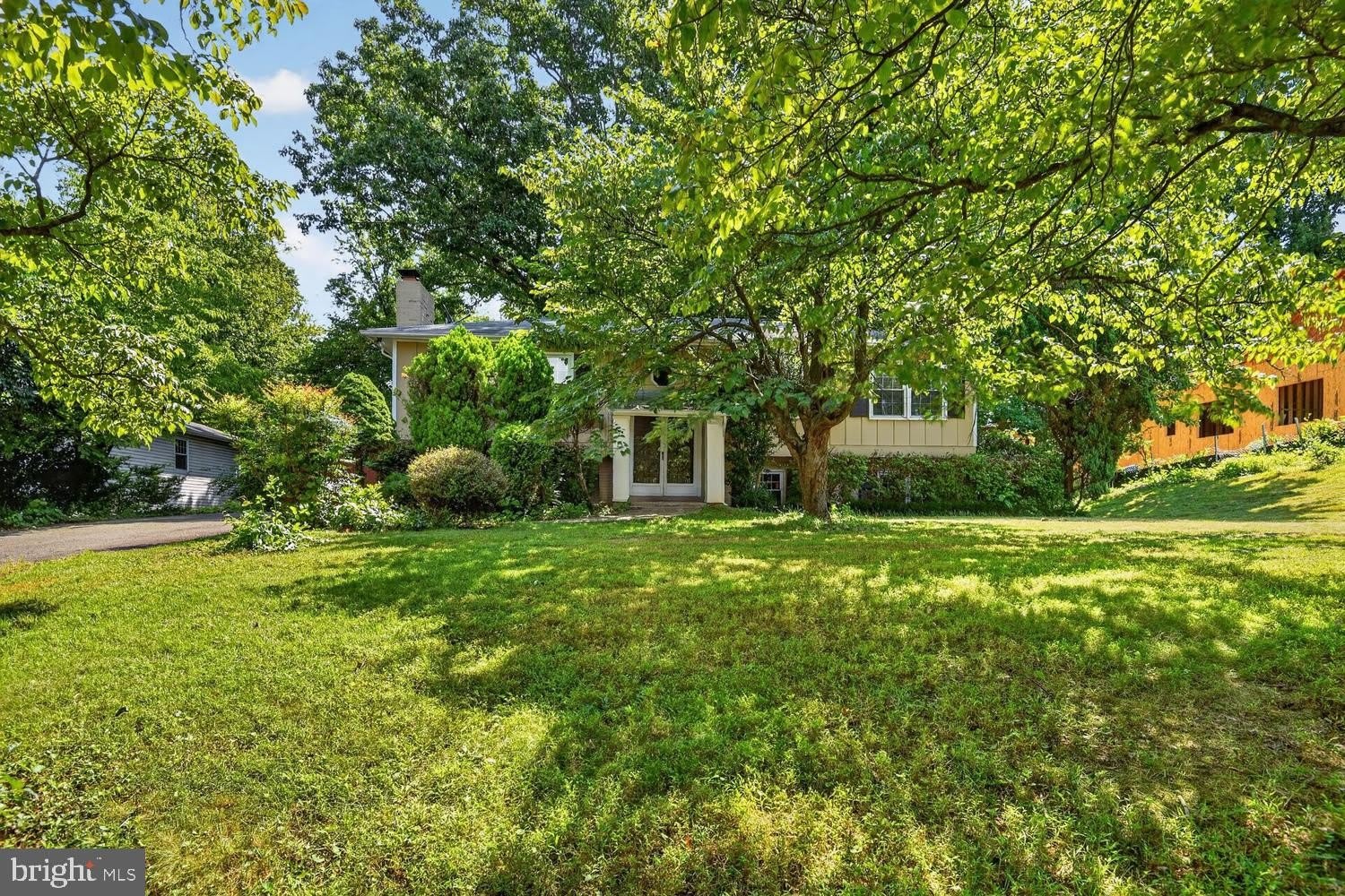 3409 BEVERLY Drive – photo 1