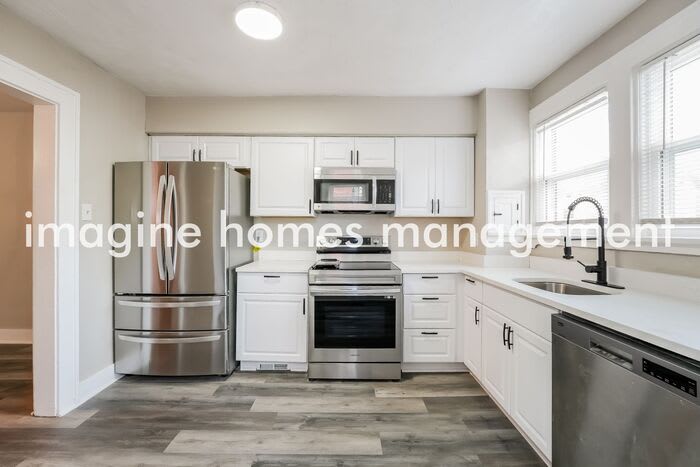 1603 Chislett Street – photo 5