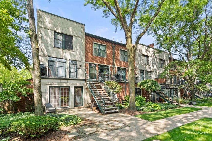 1812 South Dearborn St. – photo 4