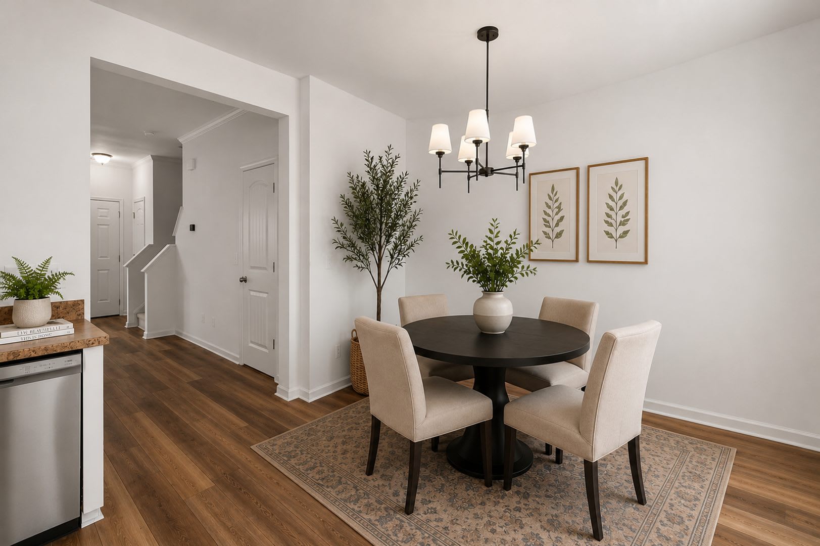 Charming Freshly Updated 3Br Townhome In Shearon Farms – photo 2