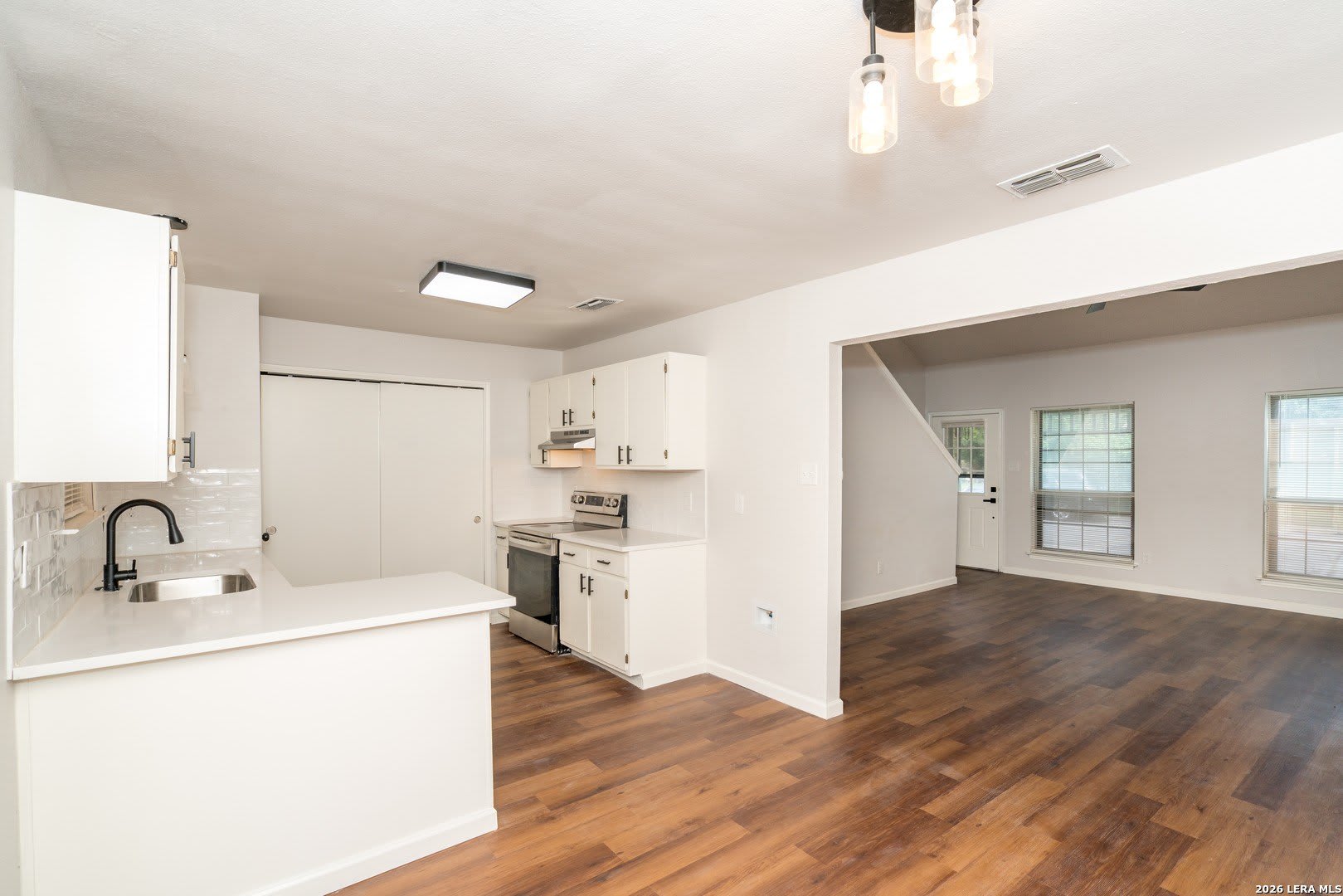 731 GARDEN MEADOW DR – photo 5