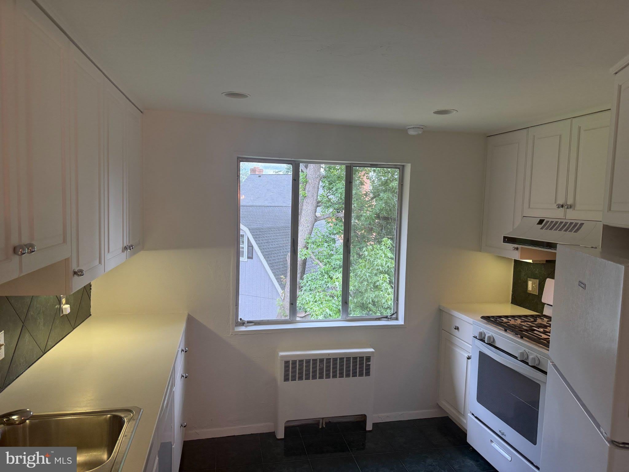 5301 WESTBARD Circle – photo 3