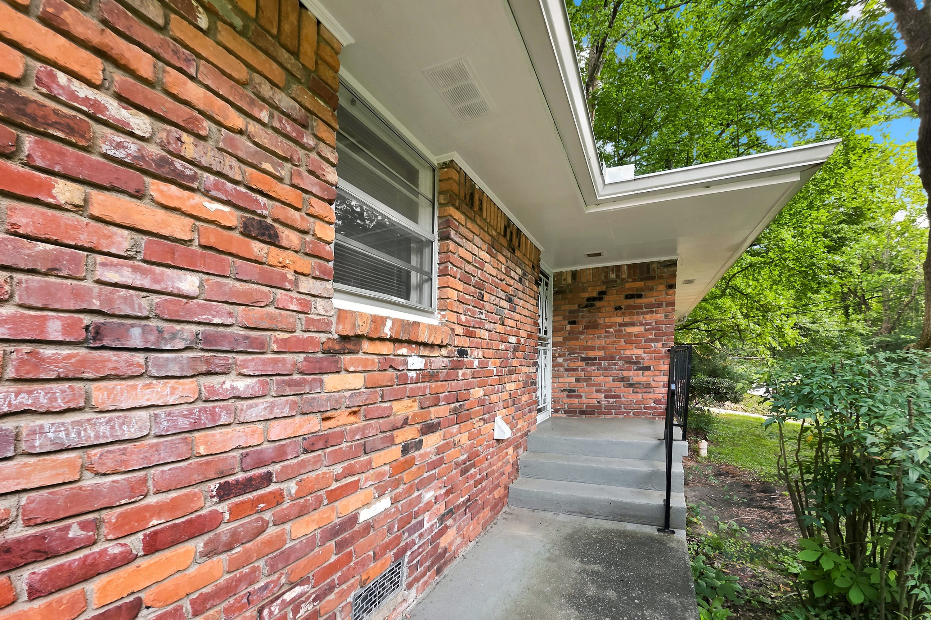2798 Dearwood Drive Southwest – photo 3