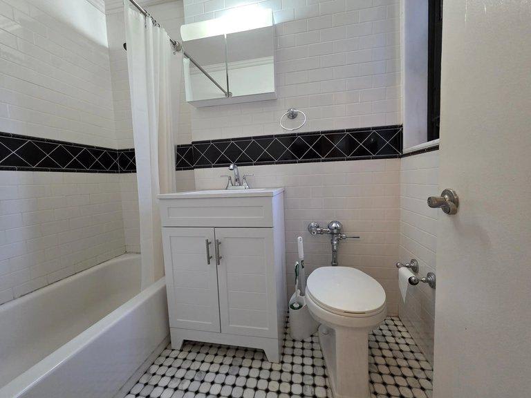 530 West 236th Street – photo 2