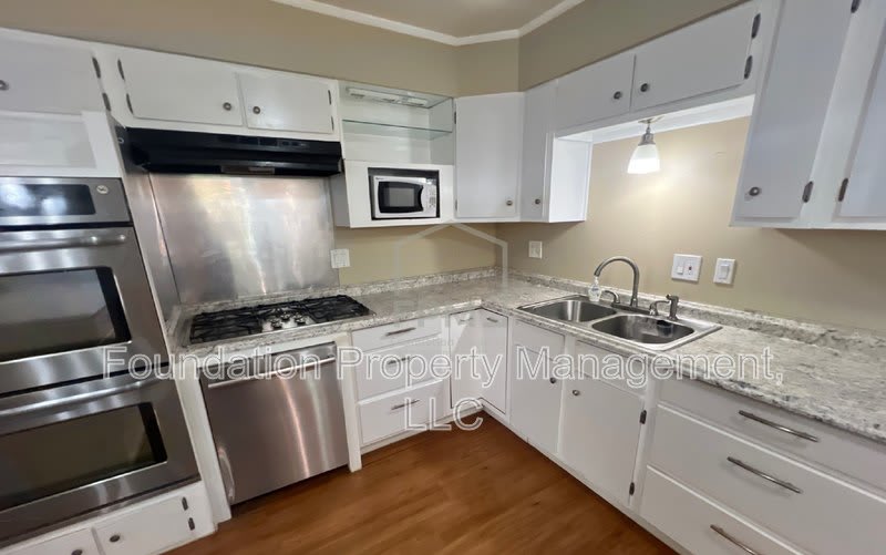 3656 Haughton Ln – photo 5