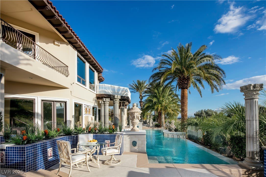 8801 Palm Greens Court – photo 2