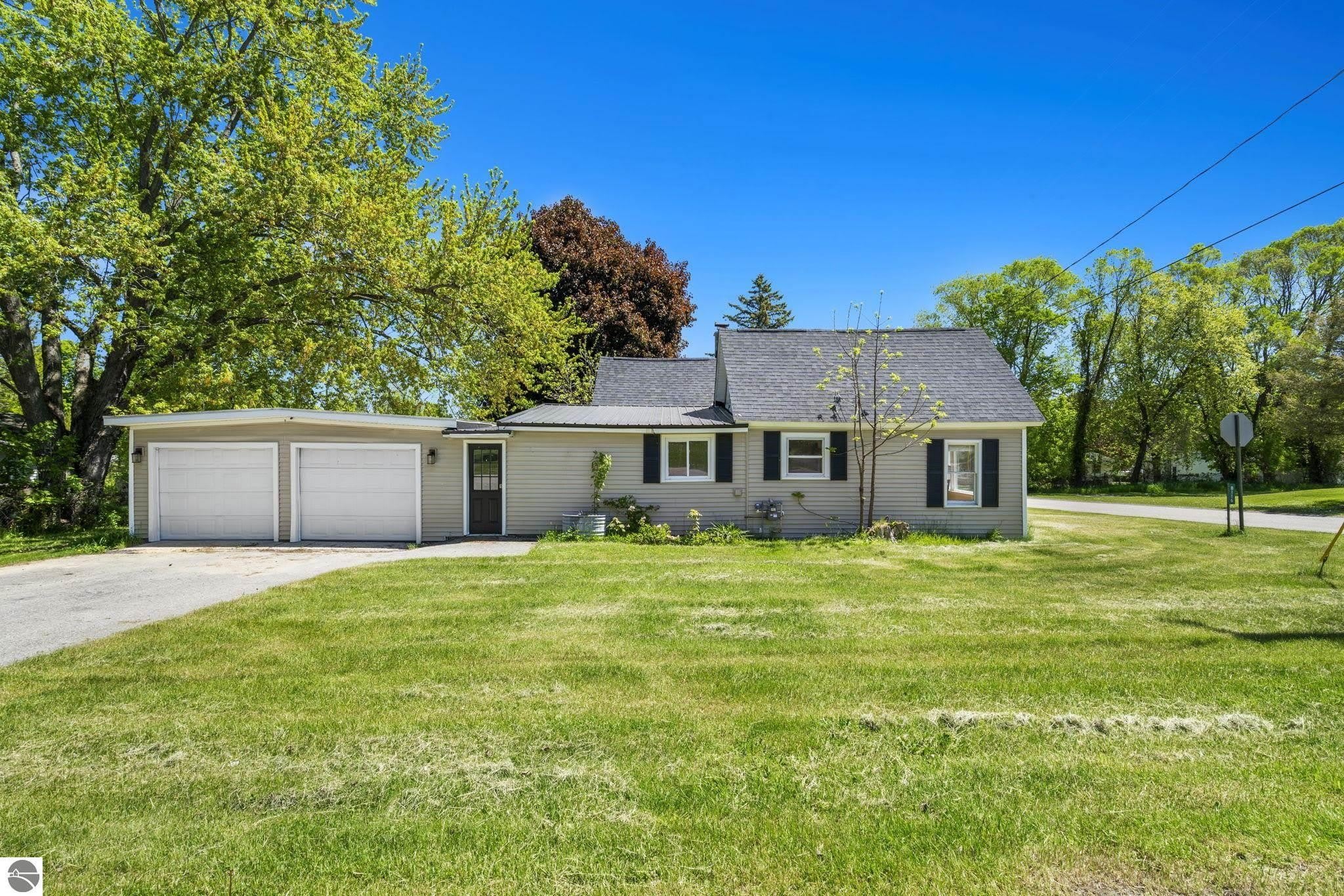 8116 Ballard Street – photo 3