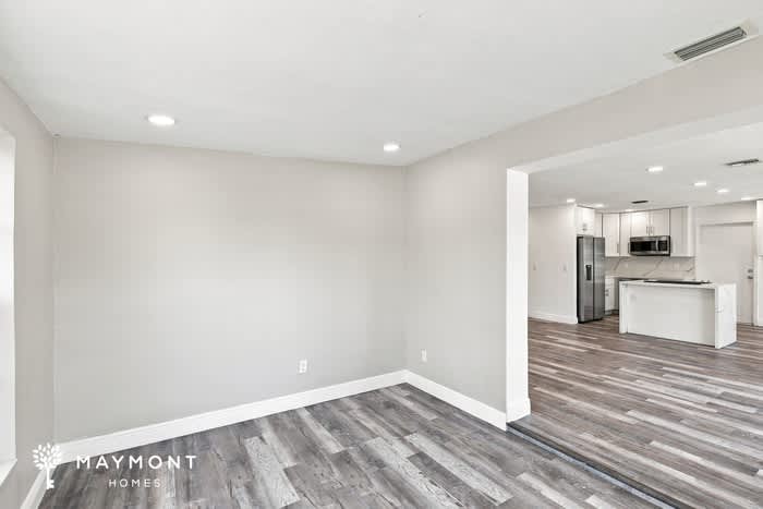 730 Northwest 18th Street – photo 5