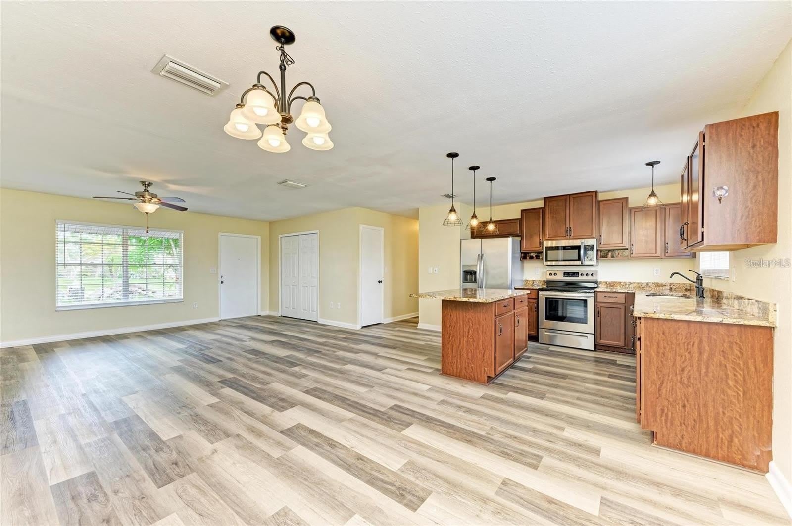 7120 ELYTON Drive – photo 5