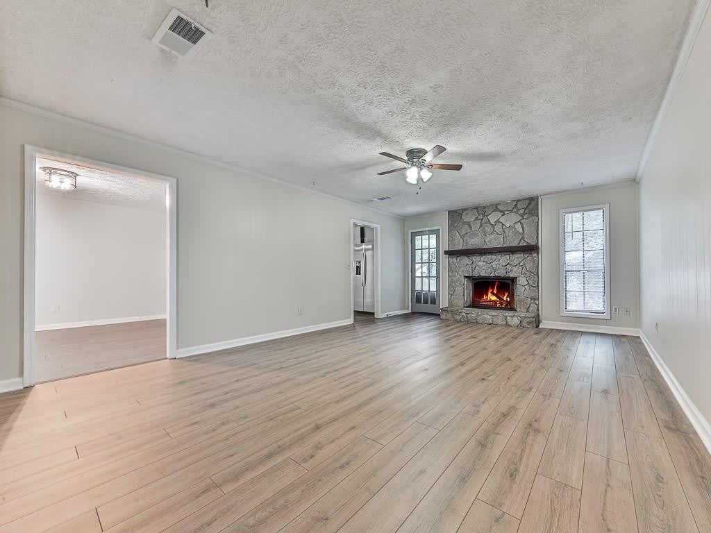 427 Way Bridge Court NE – photo 4