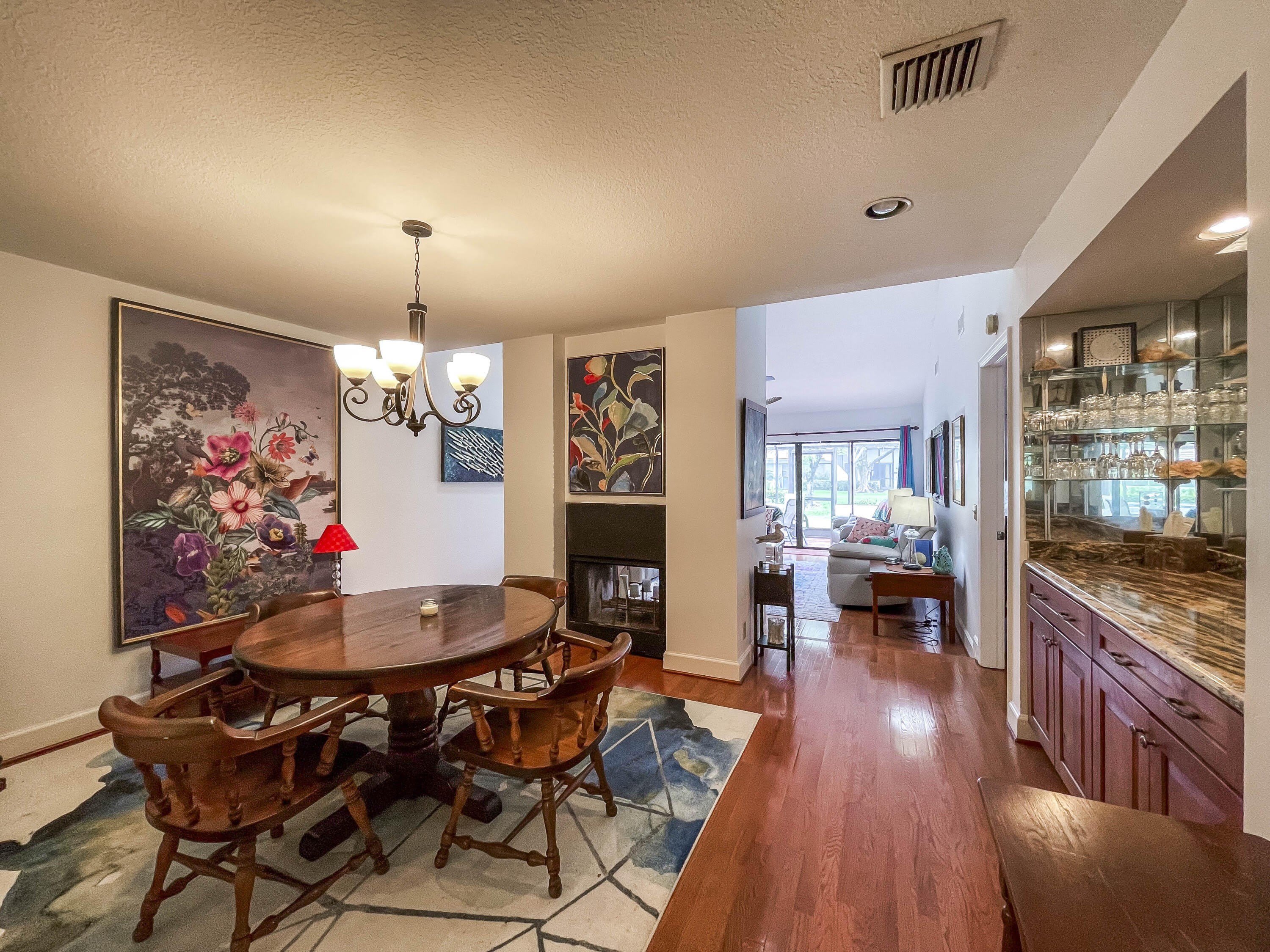 56 Edinburgh Drive – photo 5