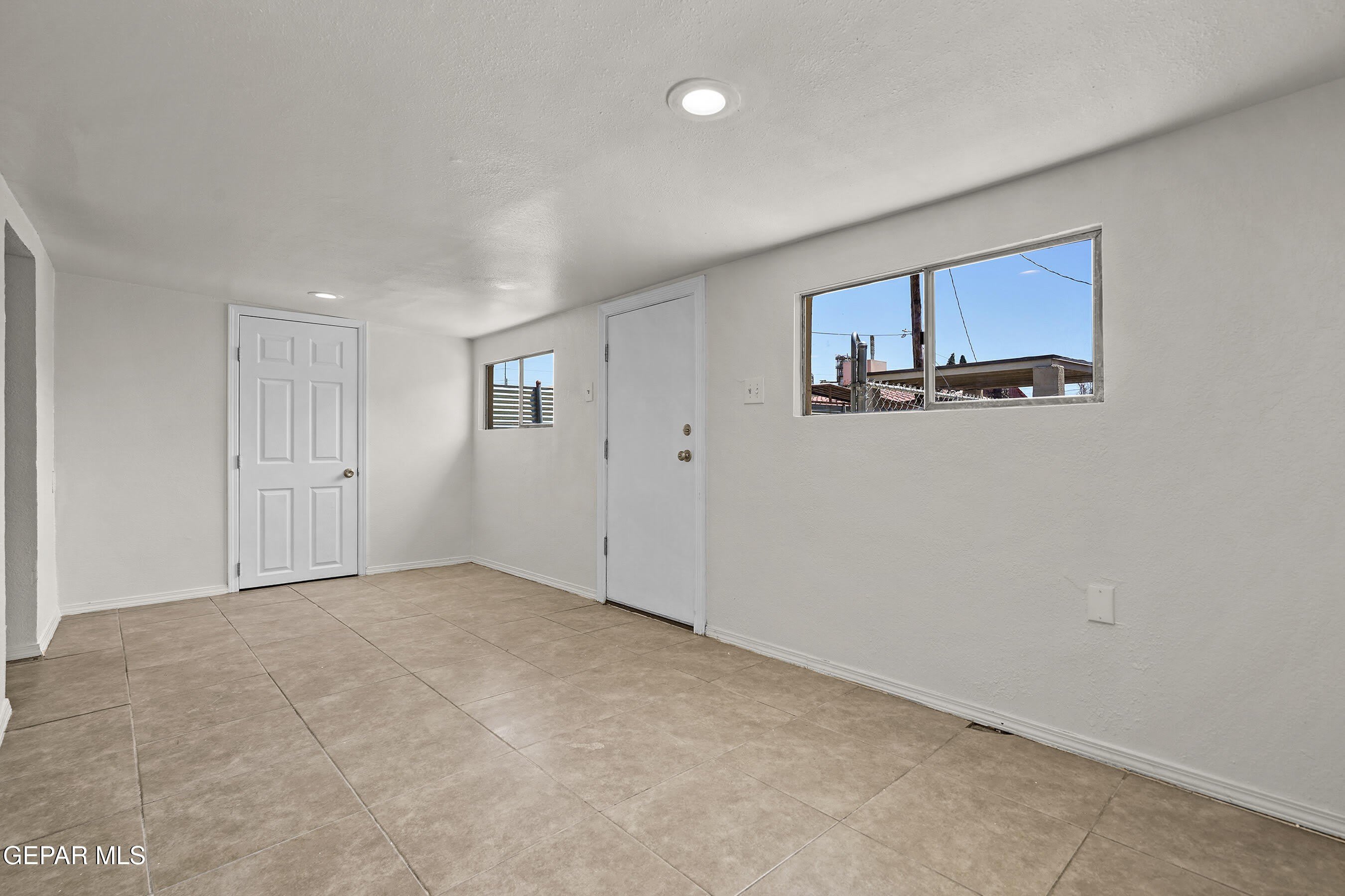 209 N Seville Drive – photo 5