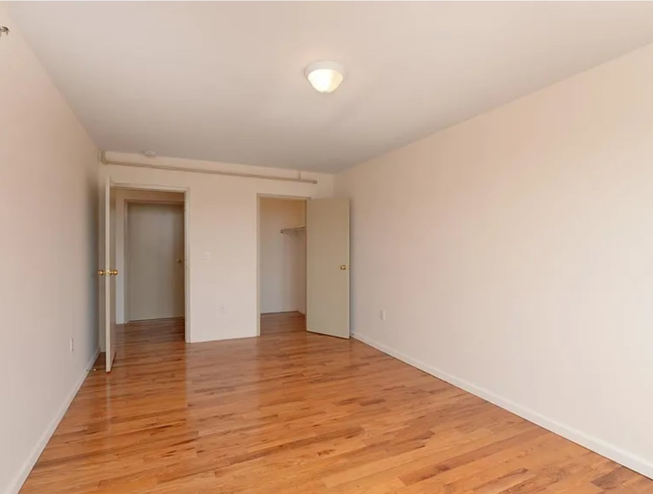 101 Wilson Ave – photo 3