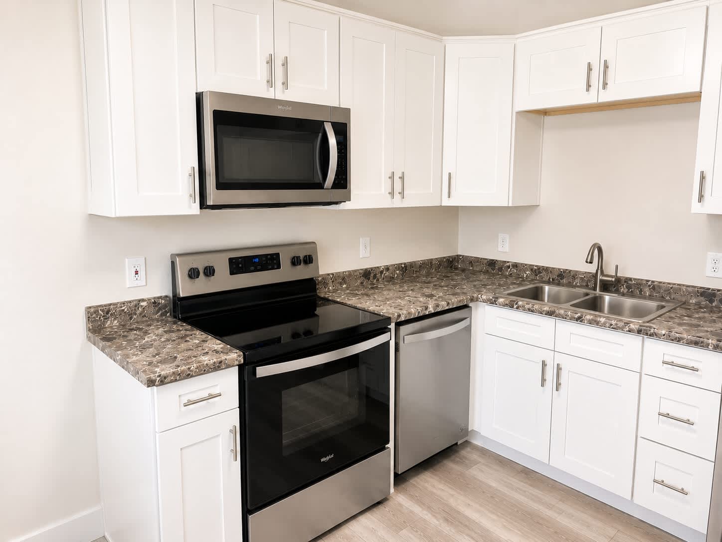 2117 E. 3300 S. #CSLC, UT 84109 – photo 2