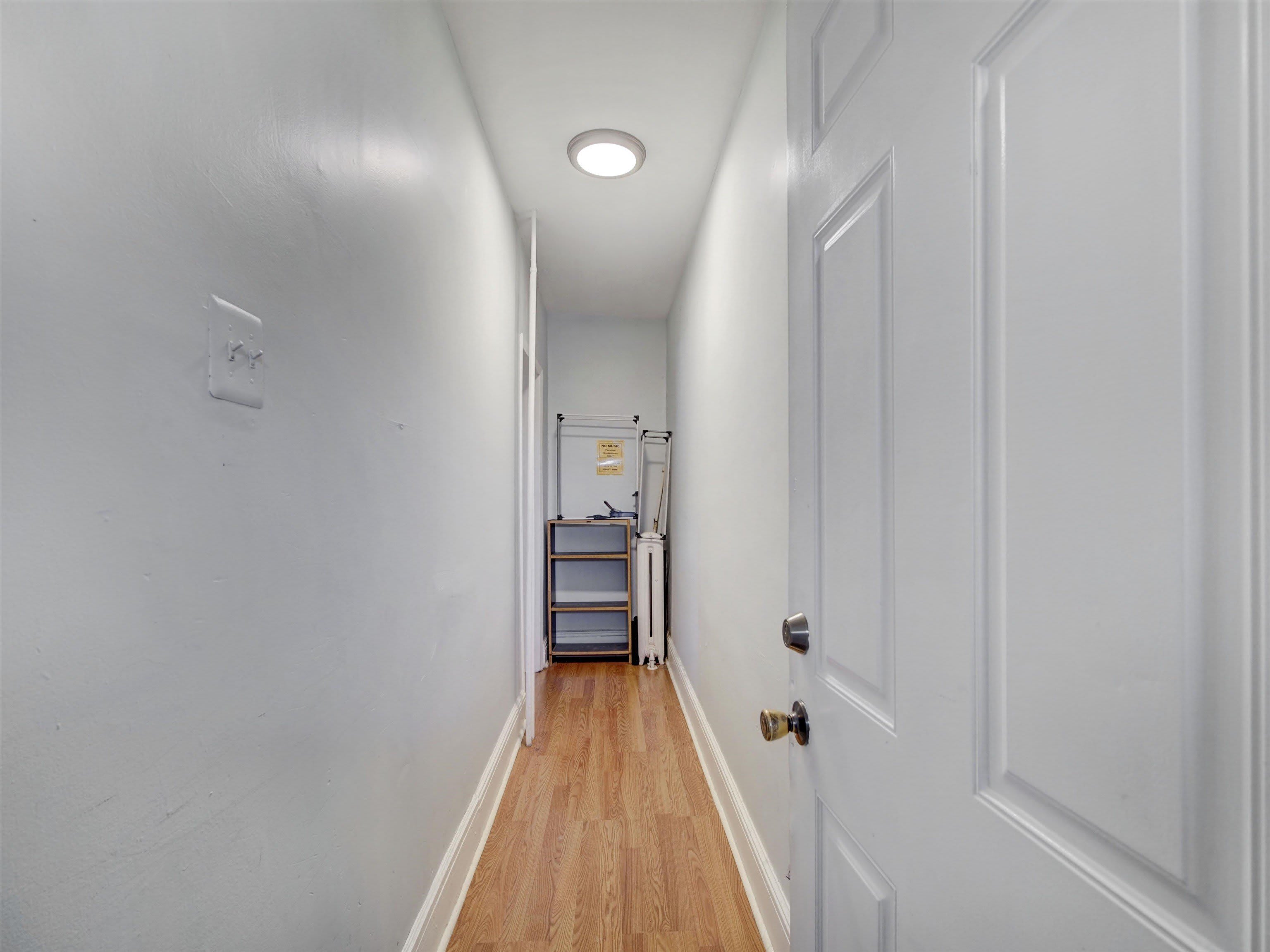 276 VAN WAGENEN AVE – photo 2