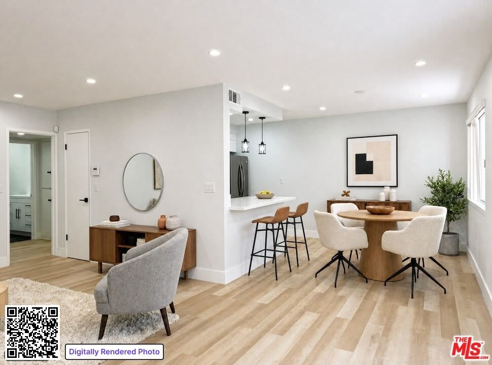 1031 N Laurel Ave – photo 4