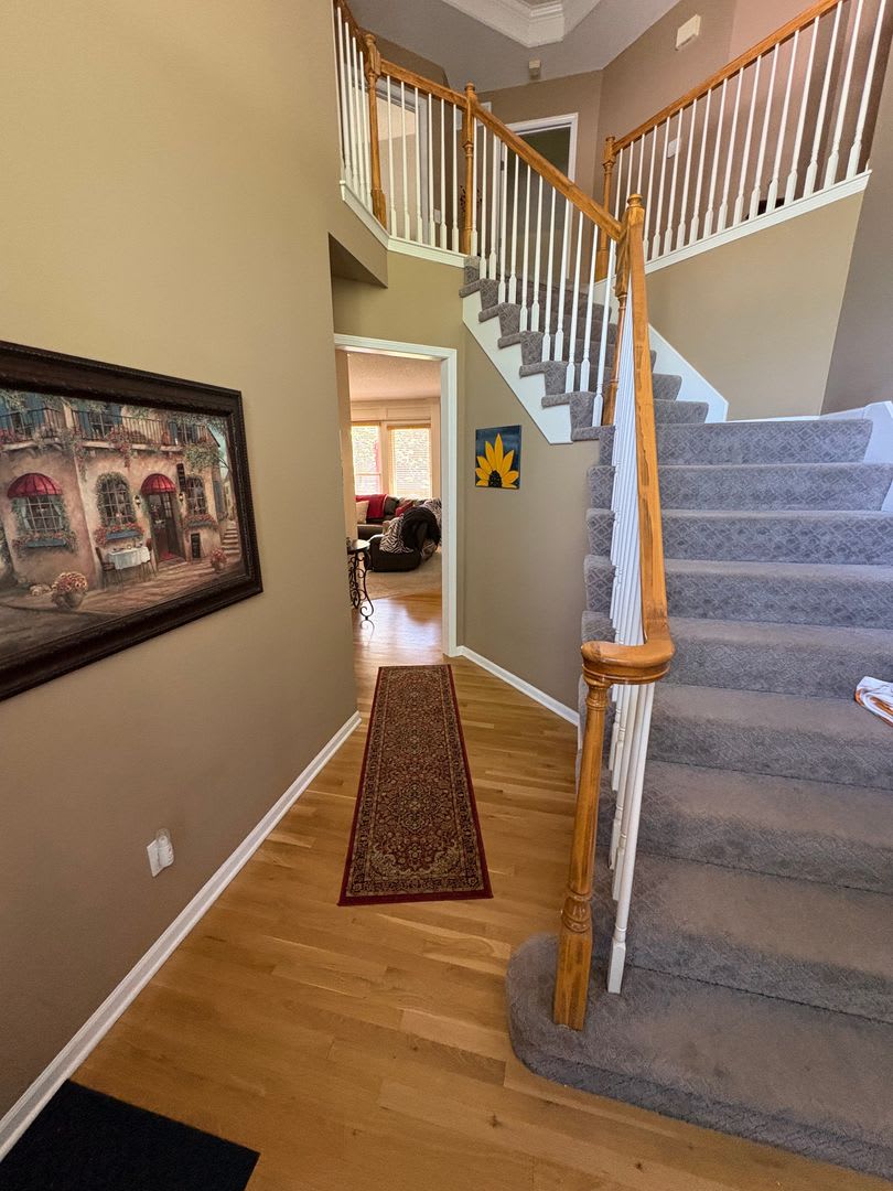 Beautiful 5 Bedroom 4 5 Bathroom Olathe Home With Finished Basement 3 Car Garage Flexible Furnished Or Unfurnished Living Options – photo 5