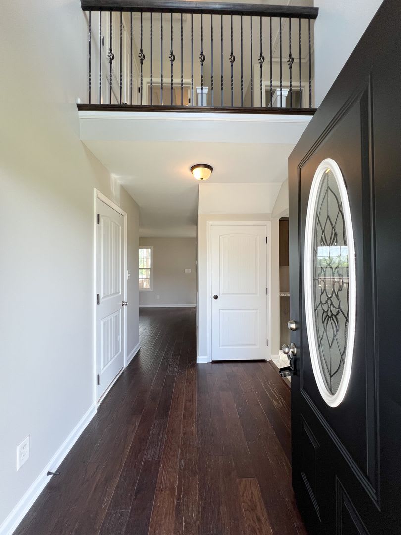 358 Chalet Circle Clarksville, TN 37042 – photo 2