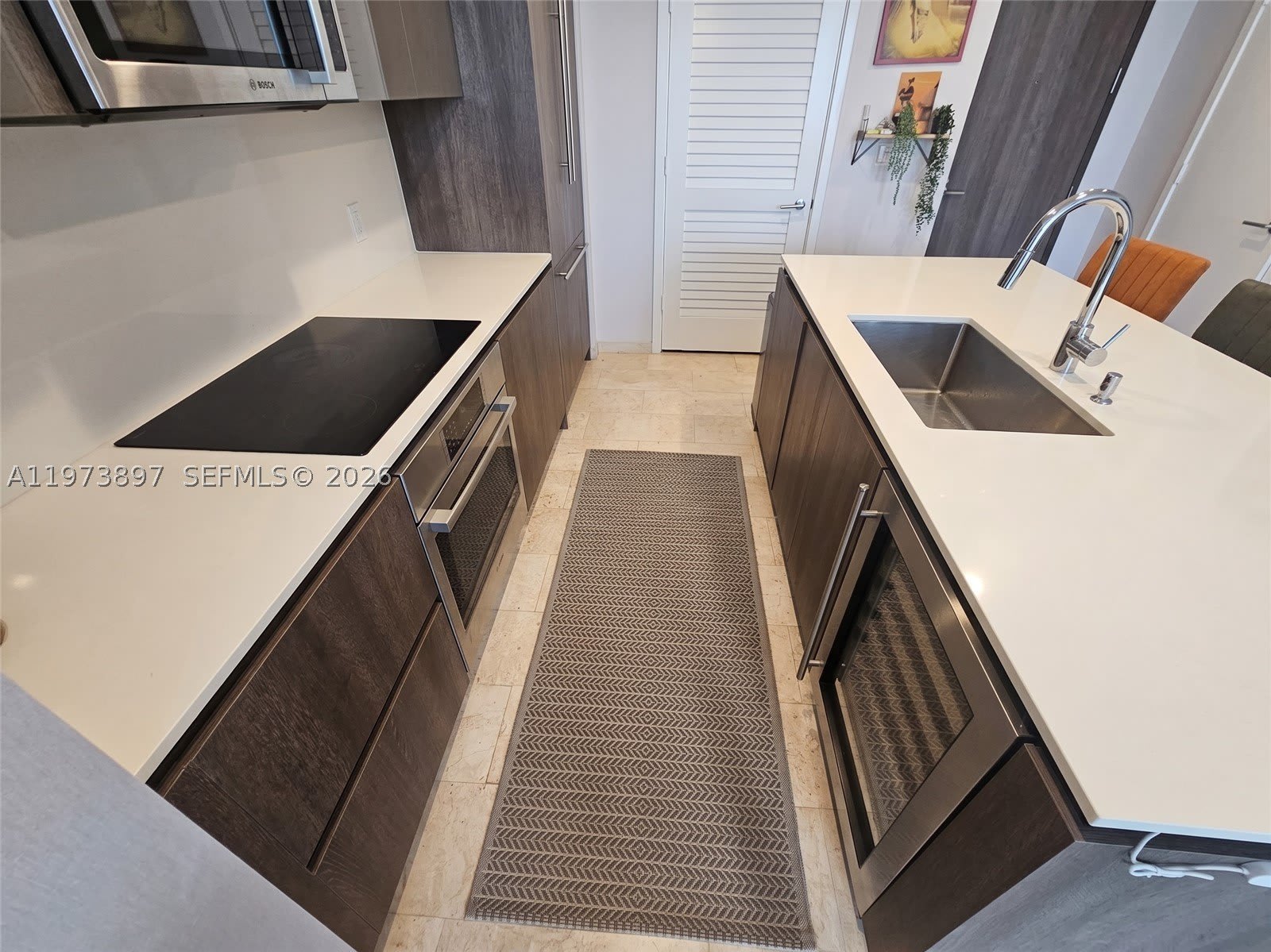 68 SE 6th St – photo 4
