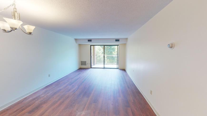 70 Centre St – photo 1