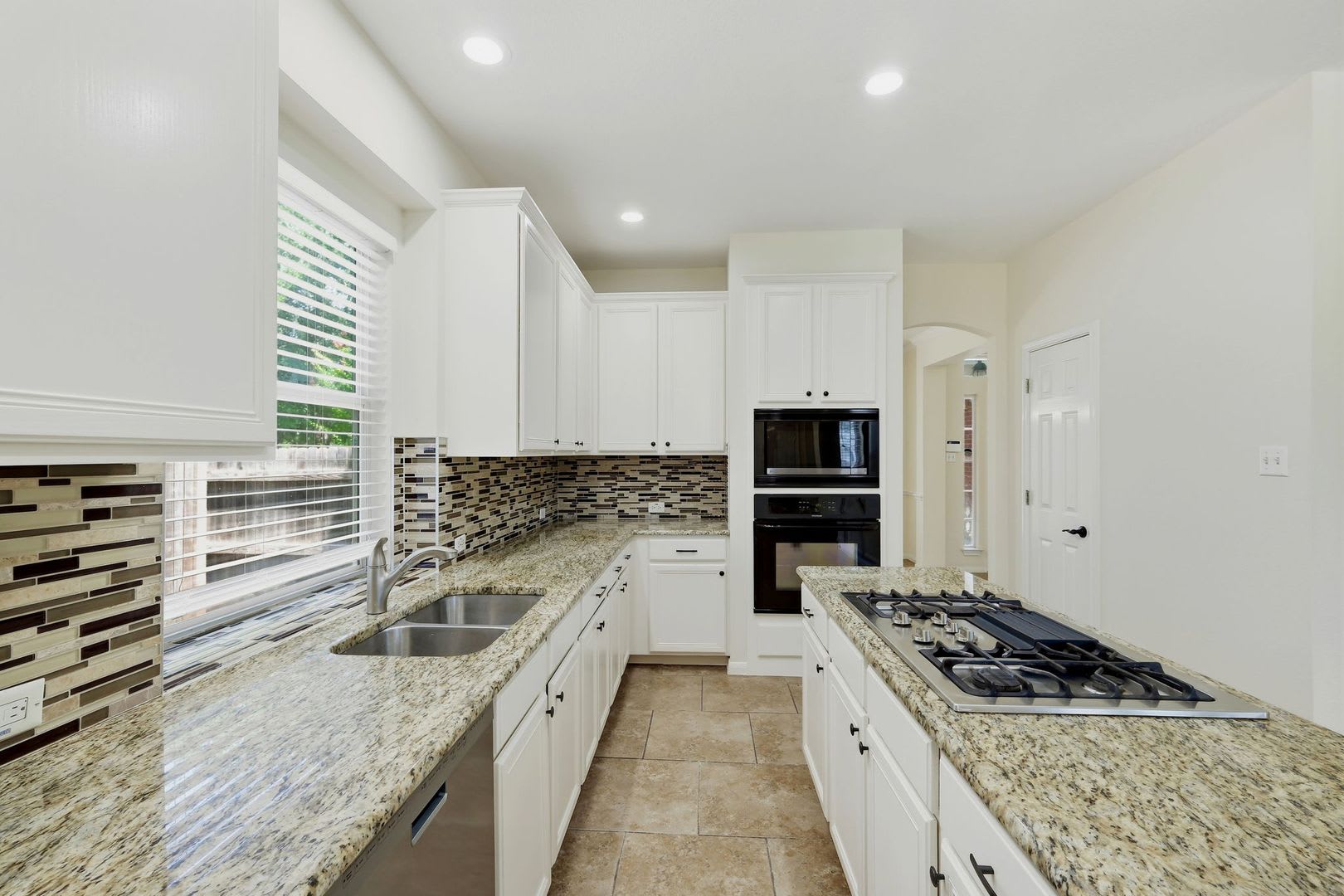 2033 Creole Dr – photo 4