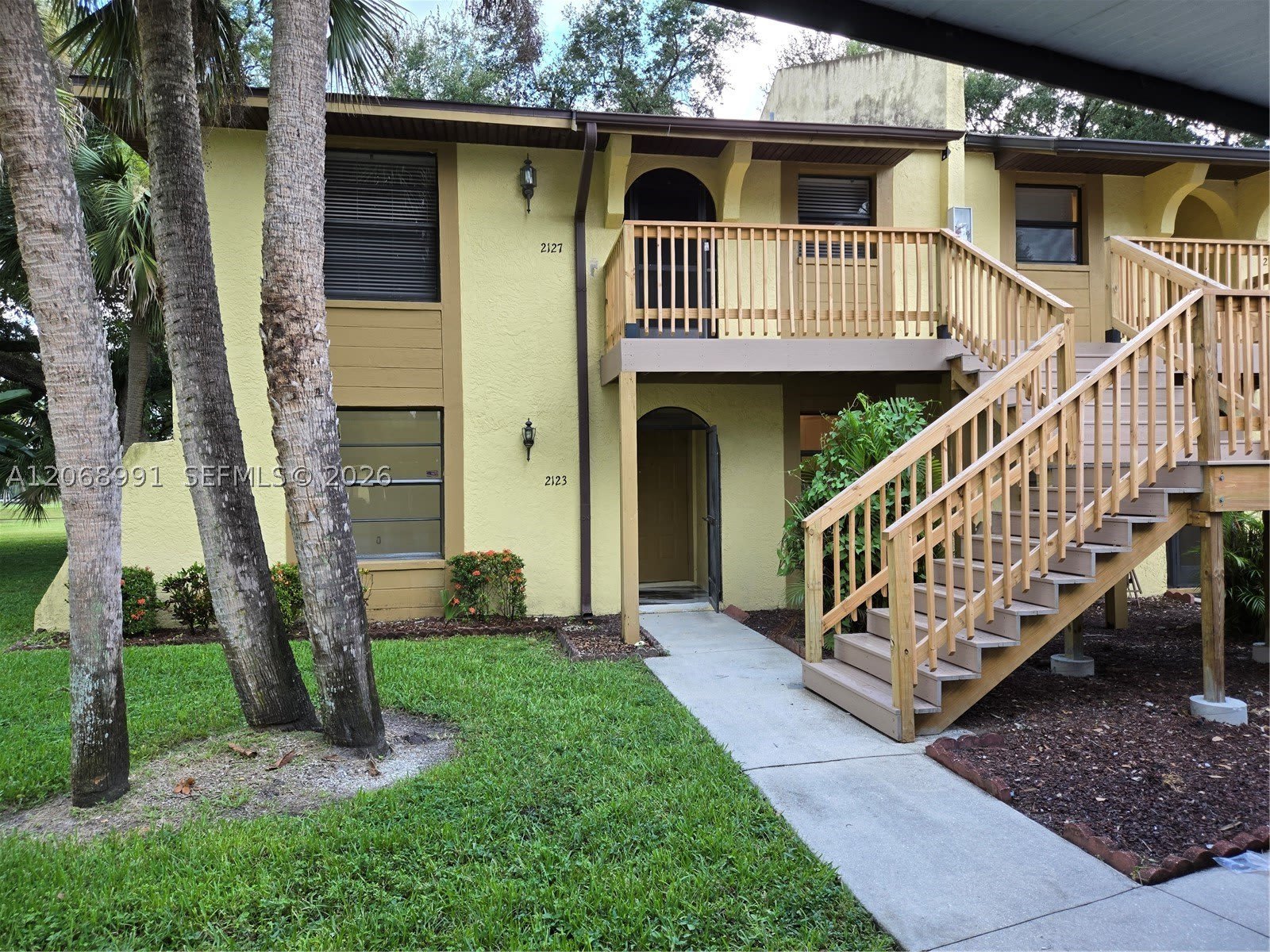 2123 Golfside Villages Dr – photo 1