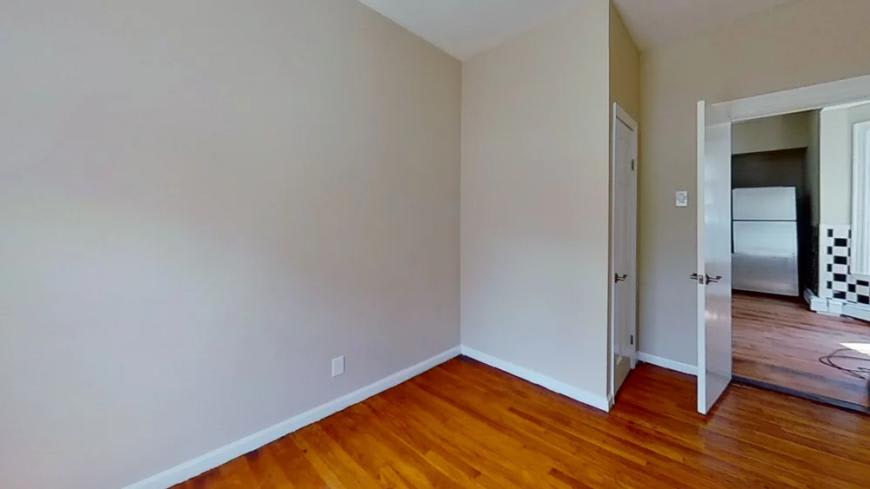 121 George St – photo 4