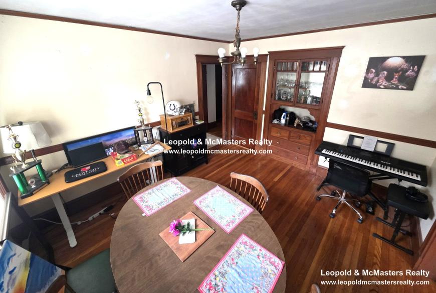 18 Lyne Rd. – photo 4