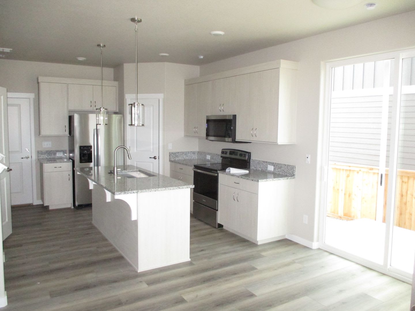Brand New Berthoud Property facing the Mountains – photo 4