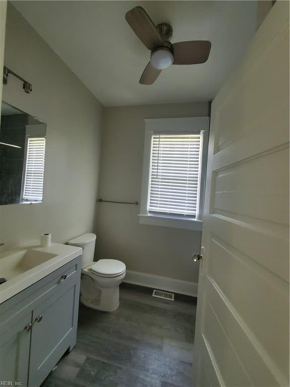 1710 Leckie Street – photo 4