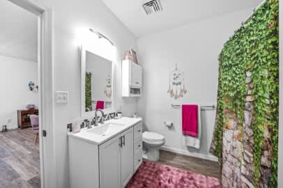 6199 Washington Ave – photo 4