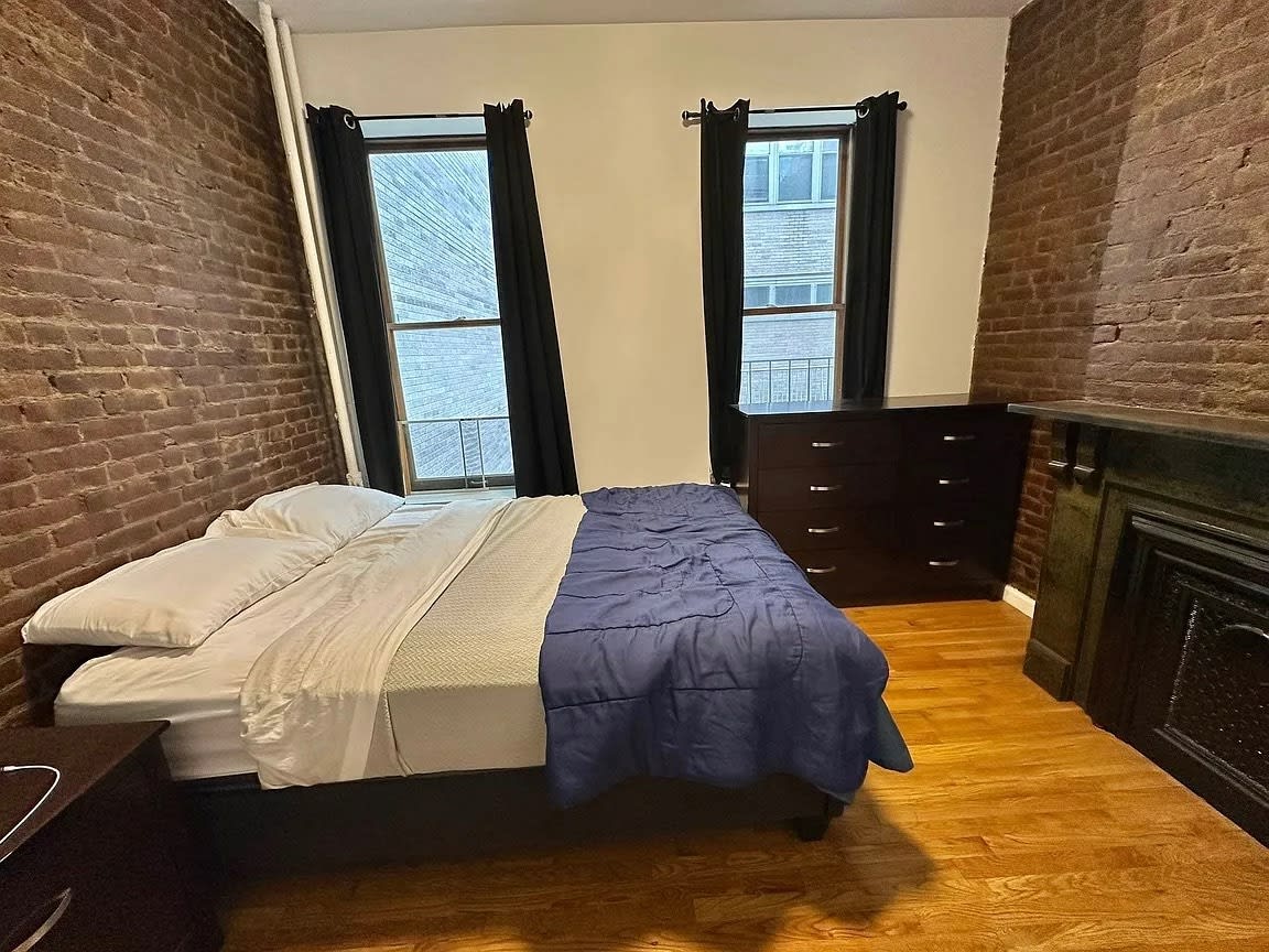 224 E 21st St – photo 2