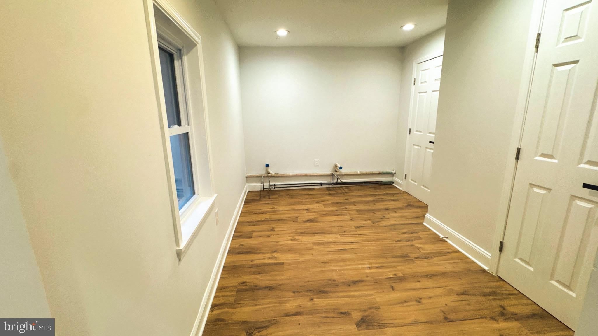227 W MULBERRY Street – photo 5