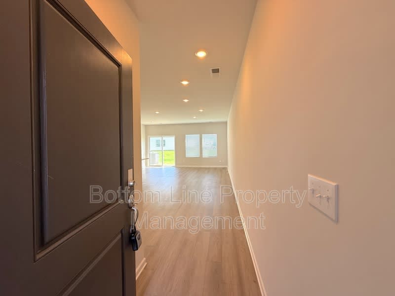 1066 Plumcrest Dr – photo 3